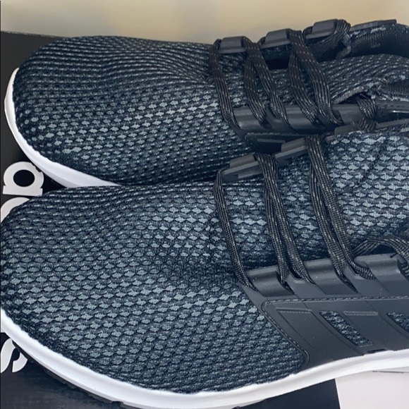 Men’s/Adidas/Black/Running Shoes/9.5/UltimateShow - Picture 8 of 8